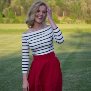 Meet your Posher, Lauralee